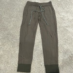 Light weight amaryllis S